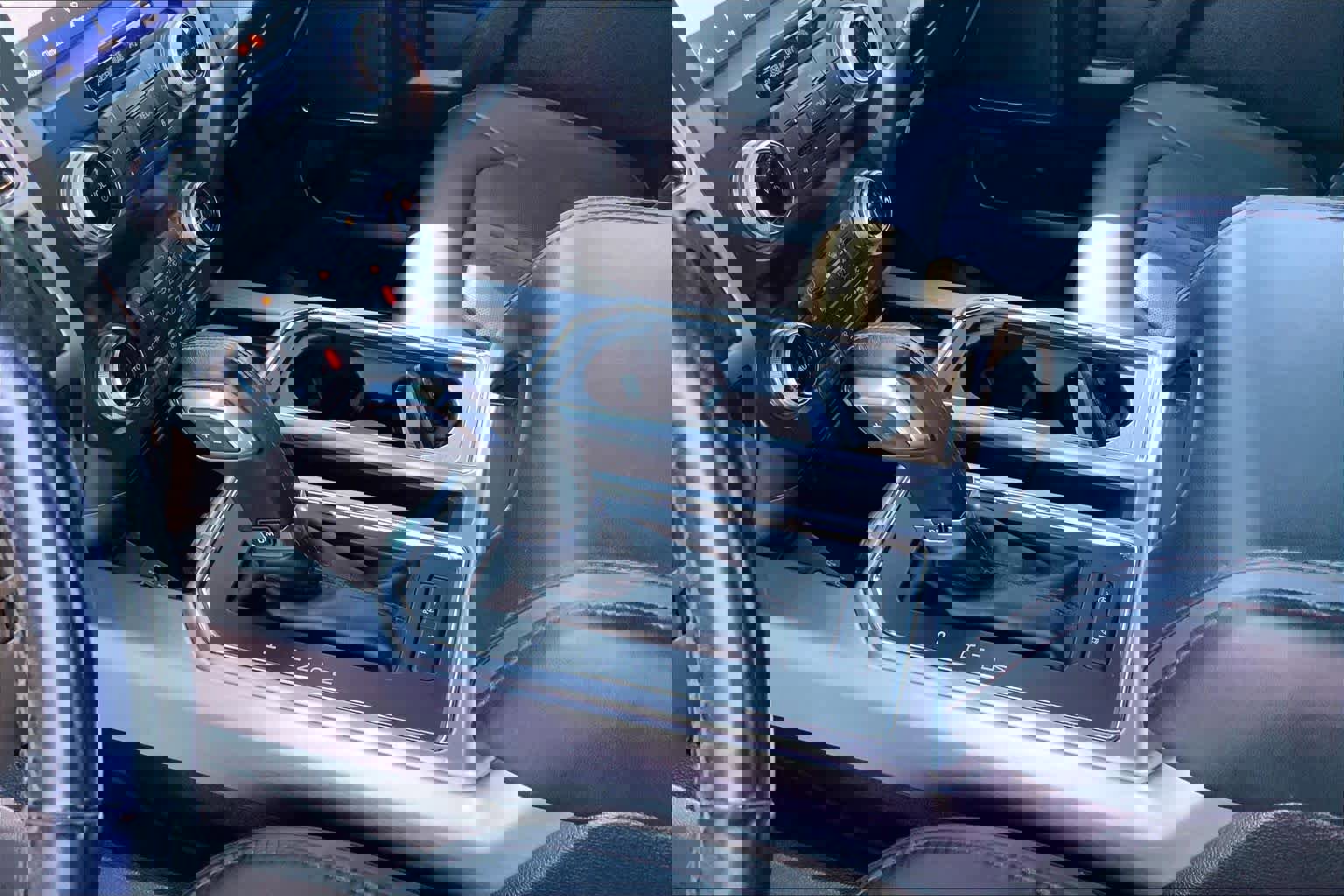 Used 2019 Ford F150 Platinum w/ Equipment Group 701A Luxury image 16