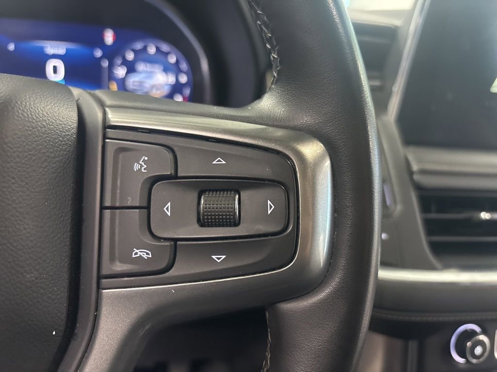 Used 2023 Chevrolet Suburban Premier image 20