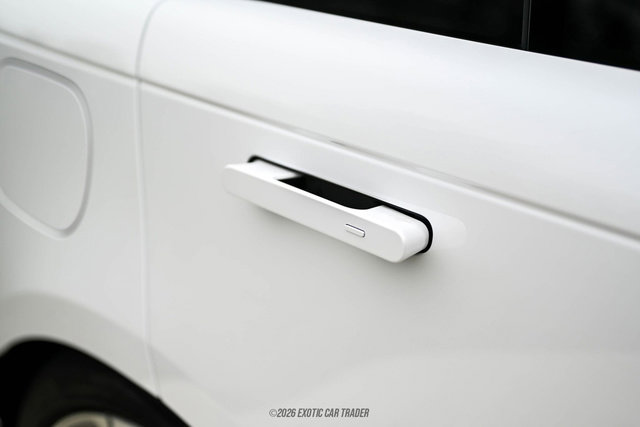 Used 2025 Land Rover Range Rover SE image 71