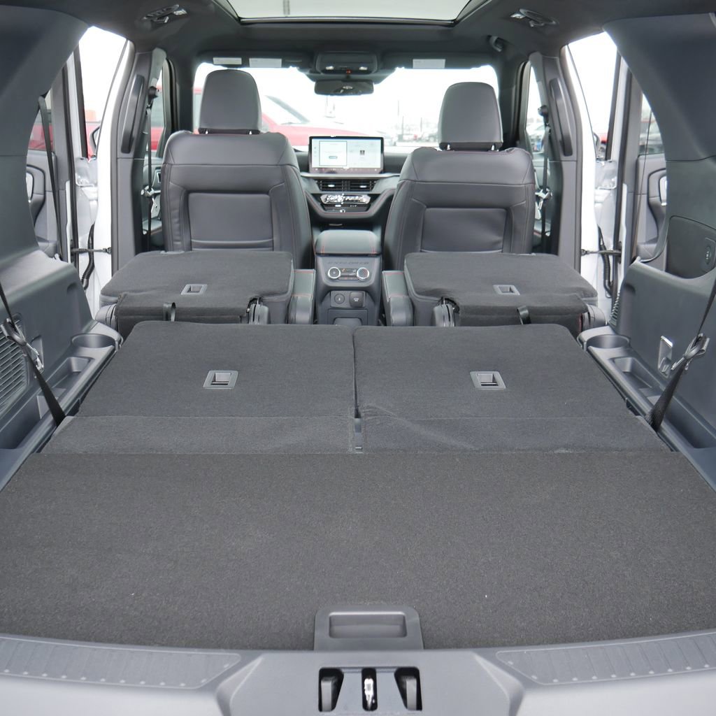 New 2026 Ford Explorer ST w/ Sun And Sound Package image 21