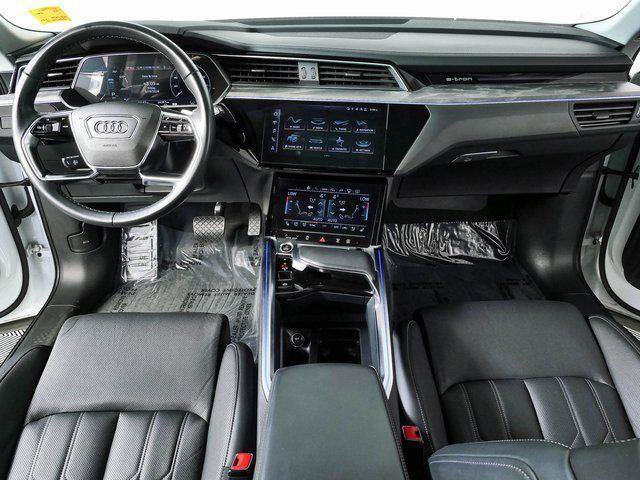 Used 2024 Audi Q8 e-tron Premium Plus AWD/4WD image 19