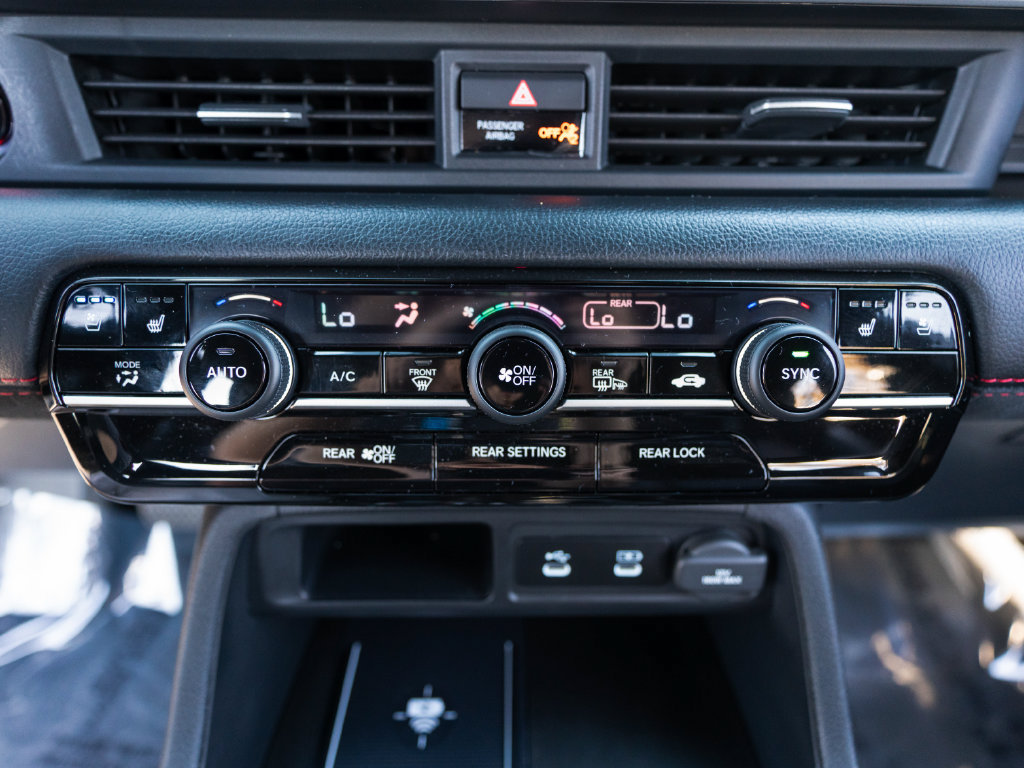 Used 2026 Honda Pilot Black Edition image 39