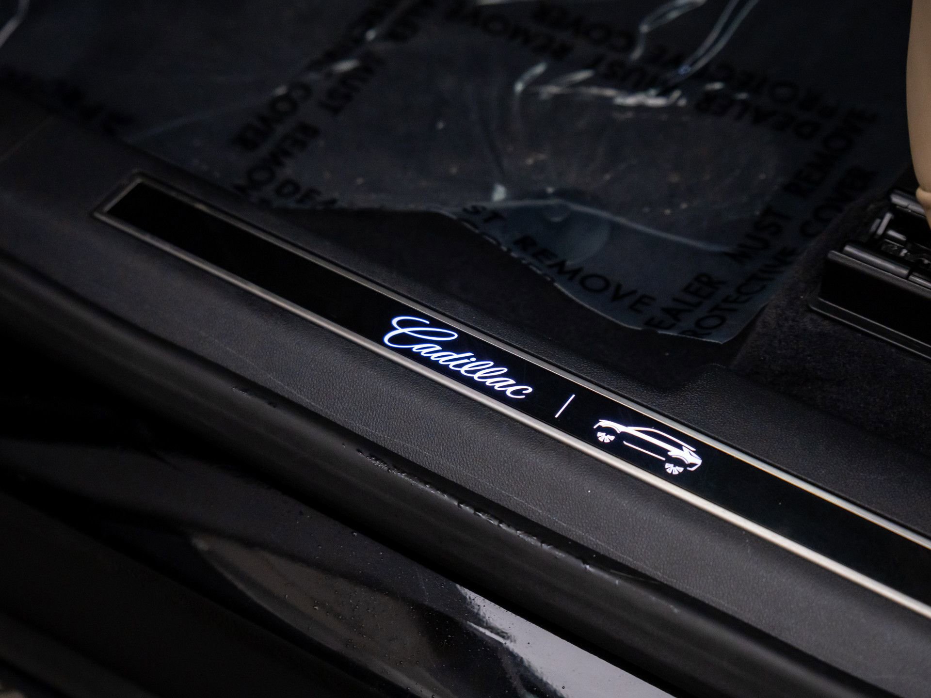 Certified 2025 Cadillac Lyriq Luxury image 19