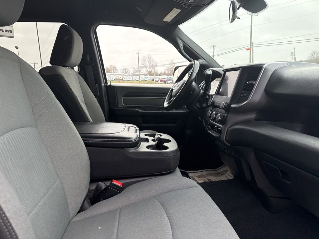 Used 2022 RAM 3500 Big Horn AWD/4WD image 37