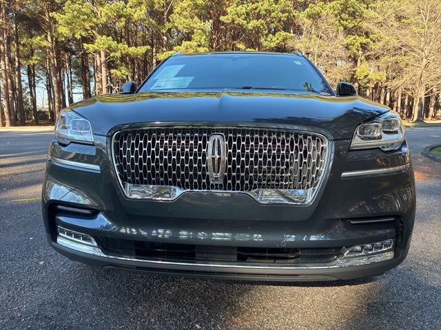 Certified 2022 Lincoln Aviator Reserve w/ Equipment Group 201A image 8