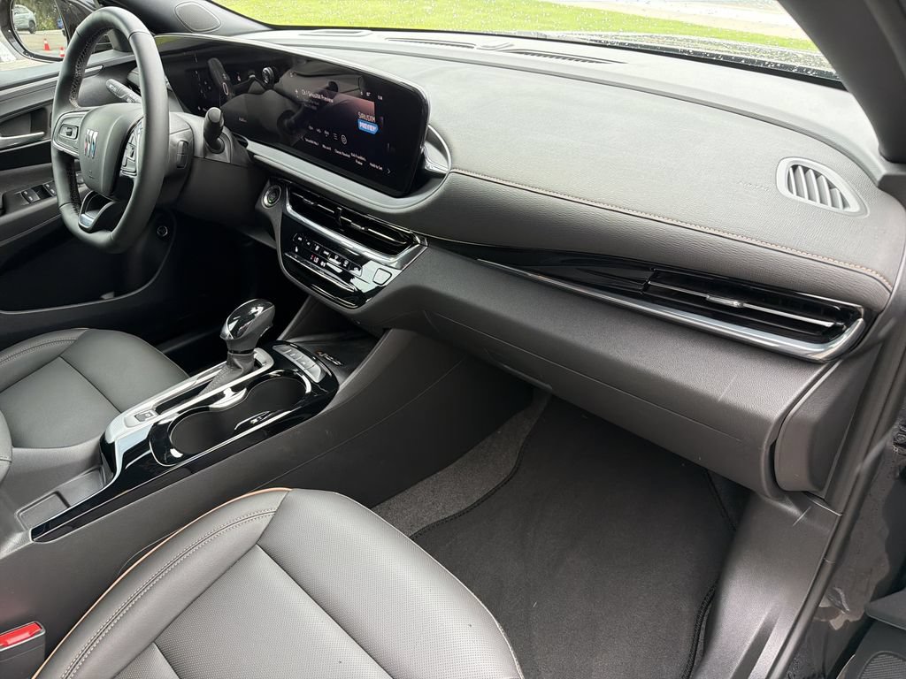 Certified 2025 Buick Envista Avenir FWD image 17