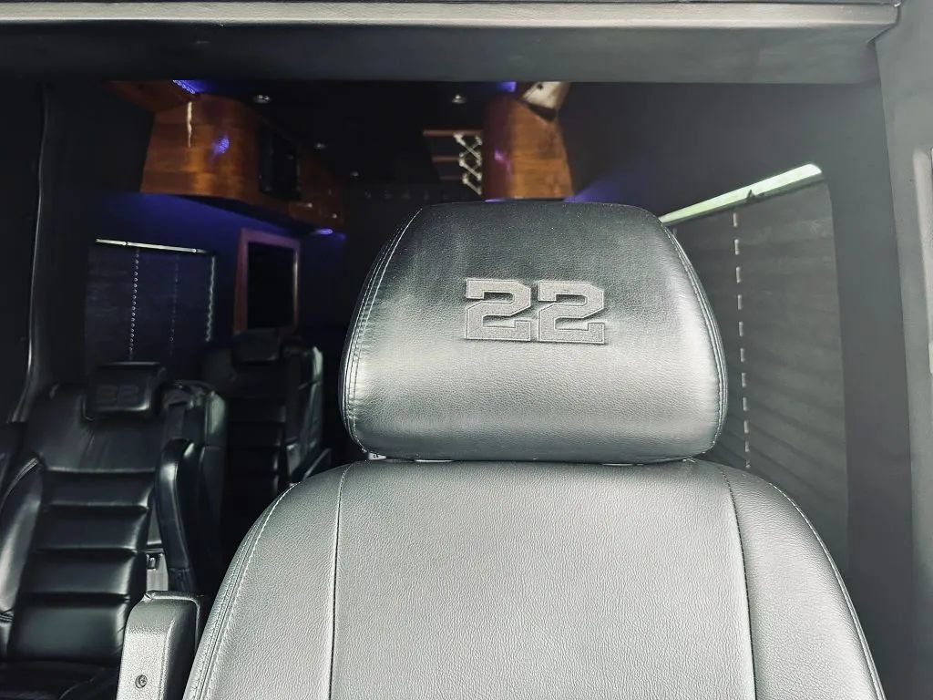 Used 2014 Mercedes-Benz Sprinter 2500 image 25