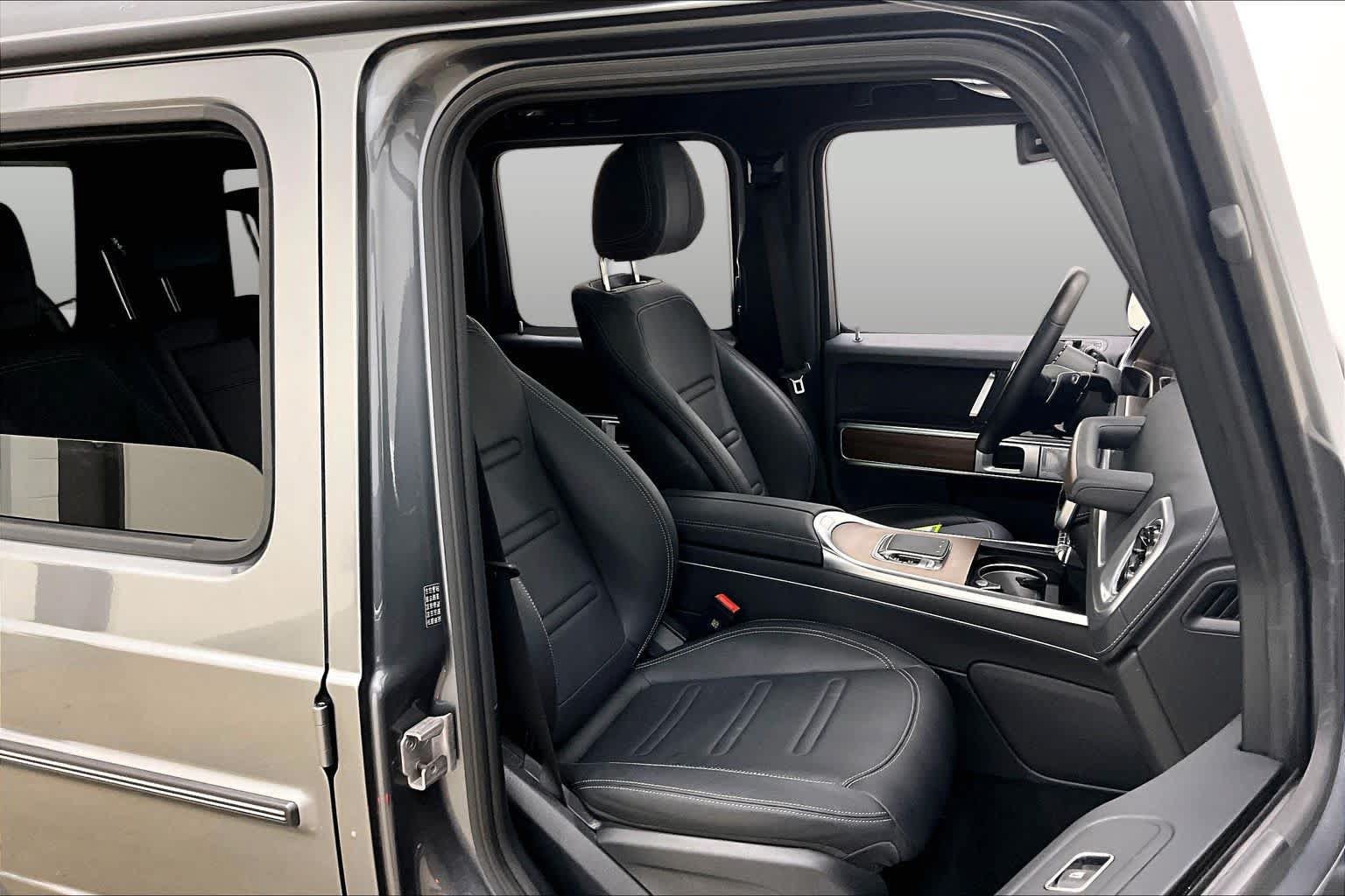 Used 2025 Mercedes-Benz G 550 image 9
