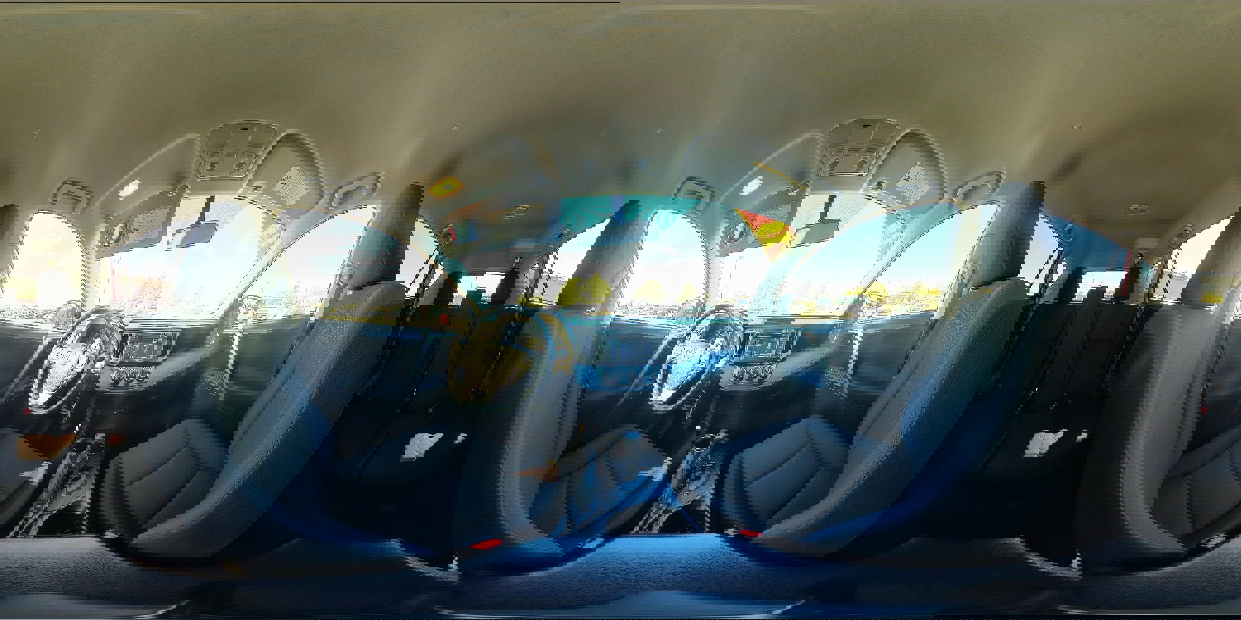 Used 2015 Toyota RAV4 LE image 32