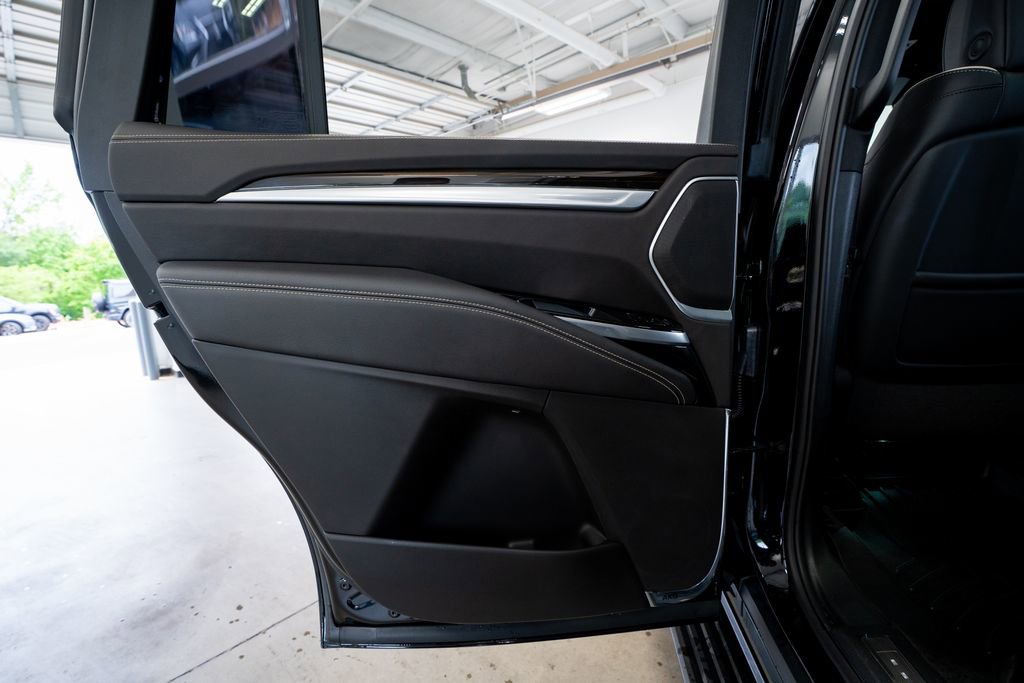 Used 2025 Cadillac Escalade Premium Luxury w/ LPO, Floor Liner Package RWD image 44