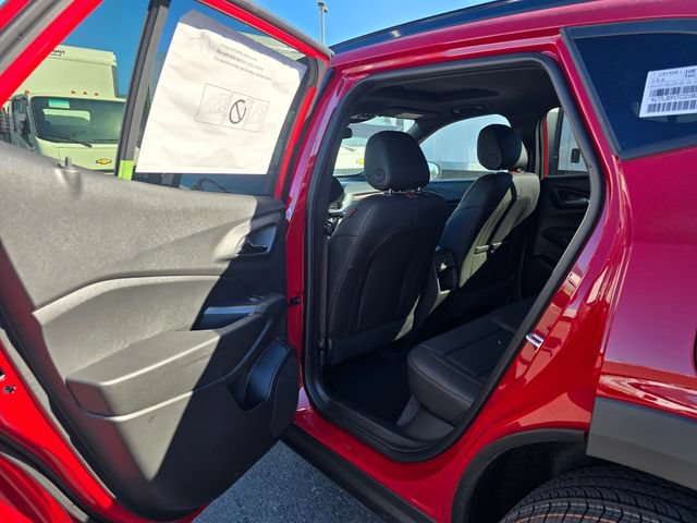 New 2026 Chevrolet Trax RS w/ Sunroof Package FWD image 15