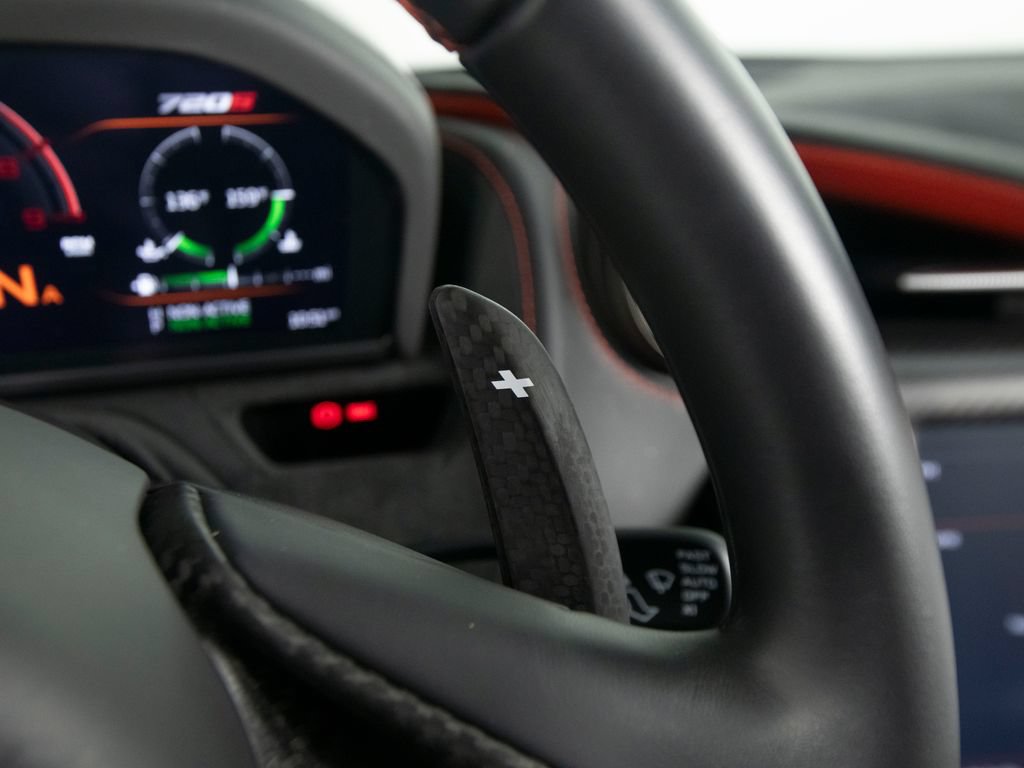 Used 2020 McLaren 720S Performance RWD image 16
