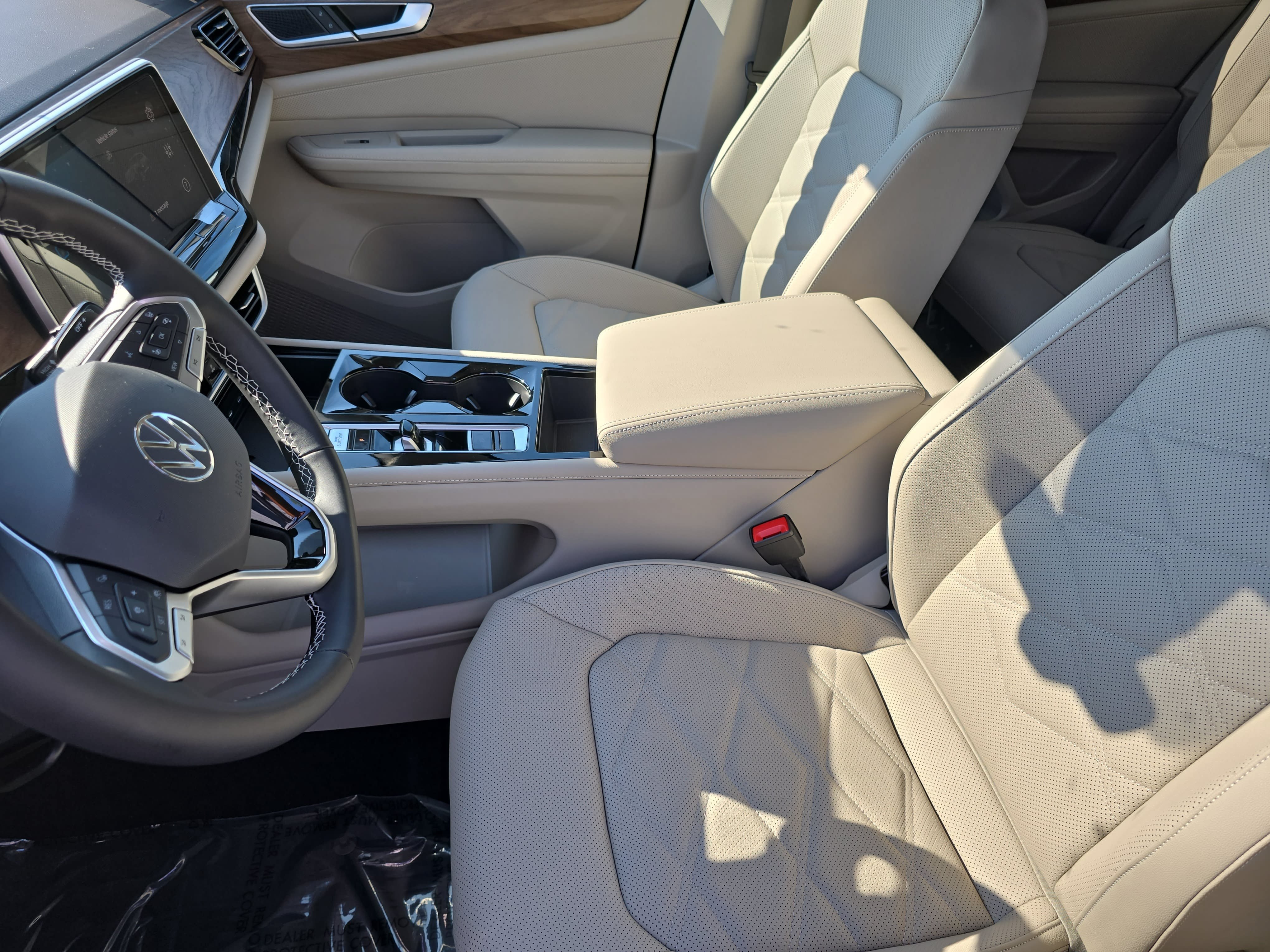 New 2026 Volkswagen Atlas SE FWD image 16