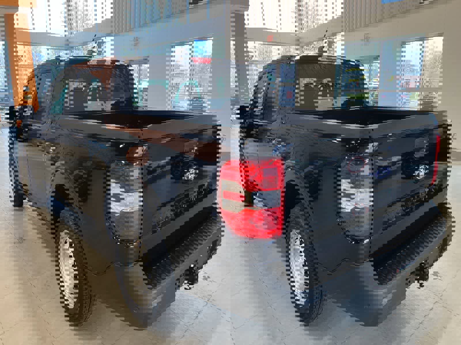 Used 2025 Ford Maverick XL w/ 4K Tow Package image 7