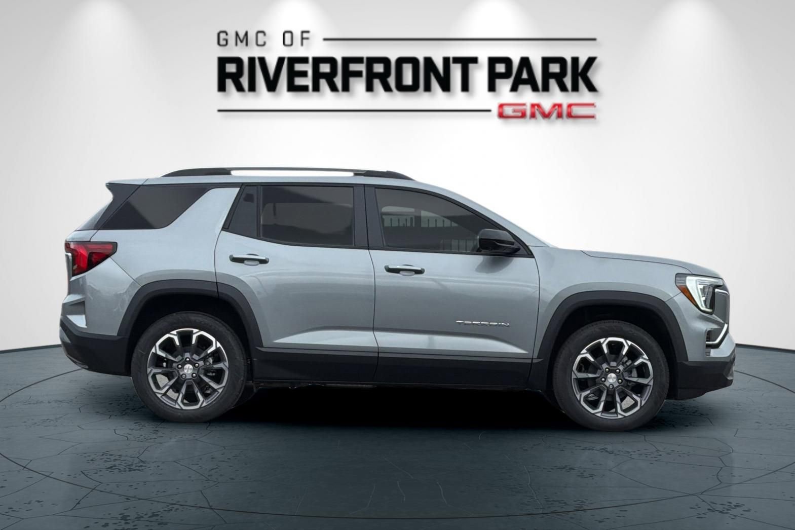New 2026 GMC Terrain Elevation w/ Elevation Premium Package AWD/4WD image 2