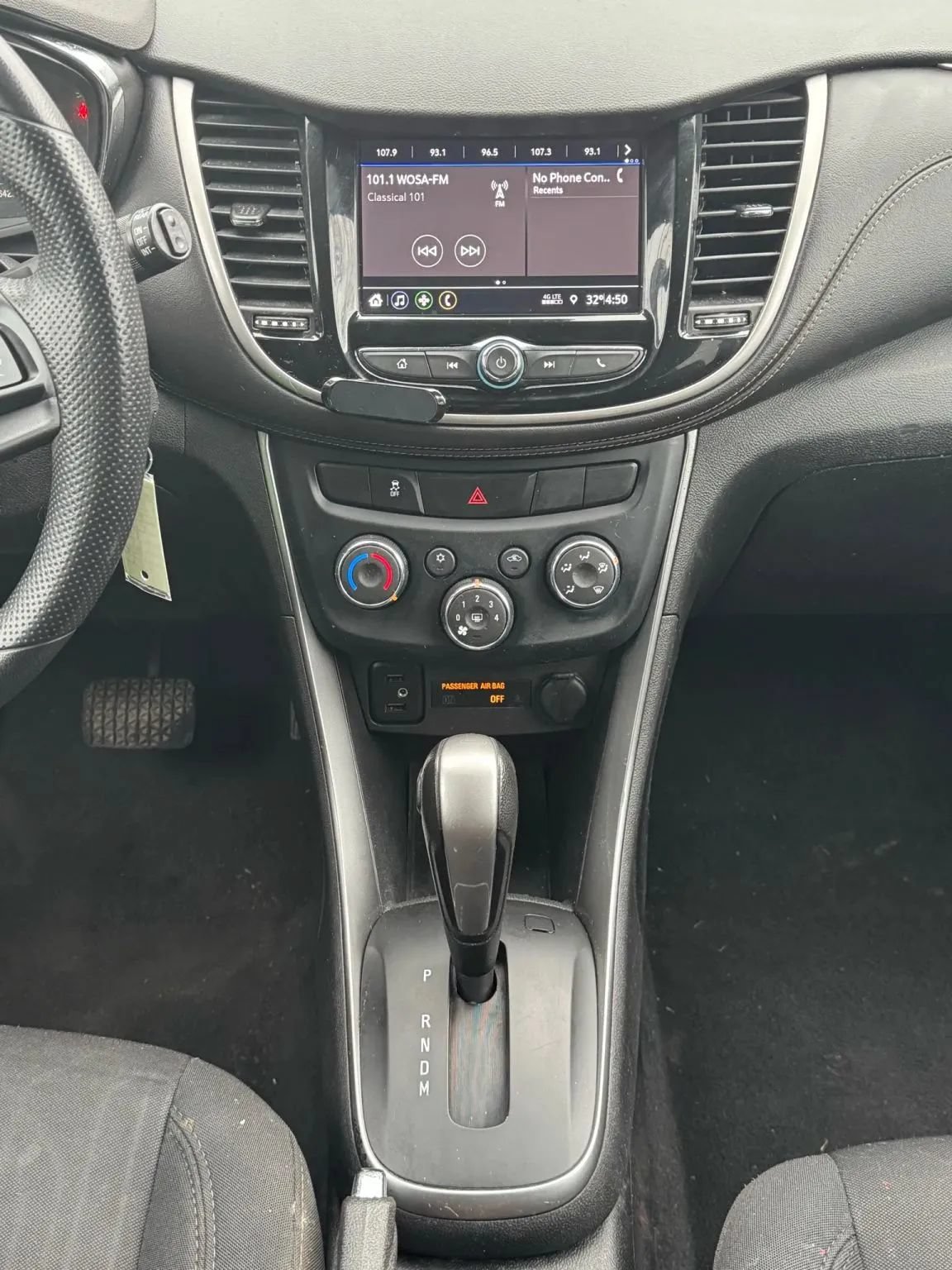 Used 2020 Chevrolet Trax LT AWD/4WD image 19