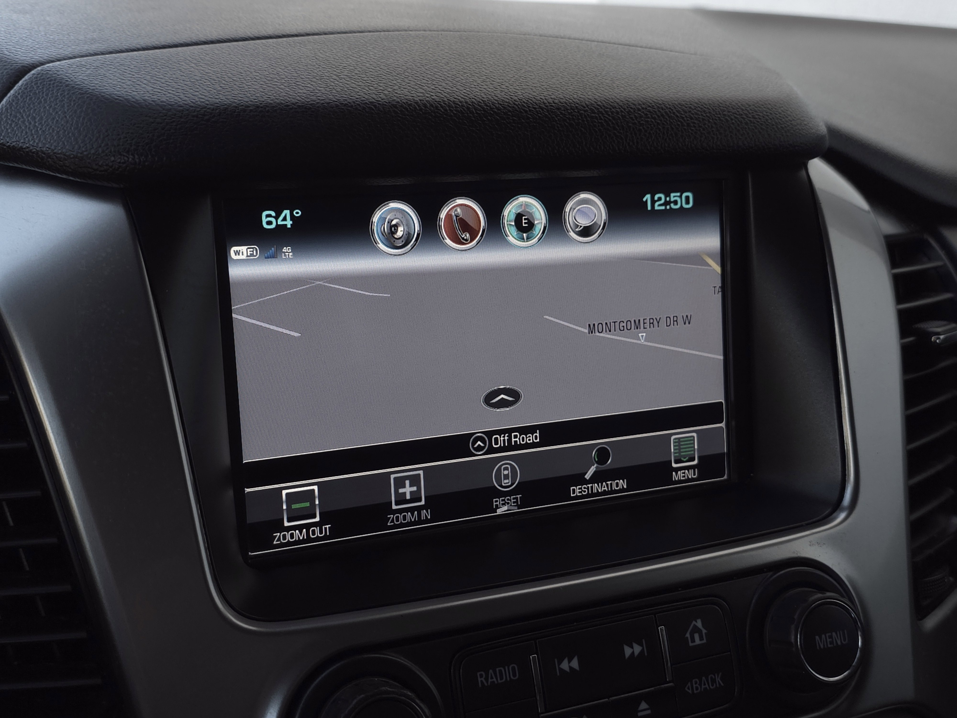 Used 2020 Chevrolet Tahoe Premier w/ RST 6.2L Performance Edition image 24