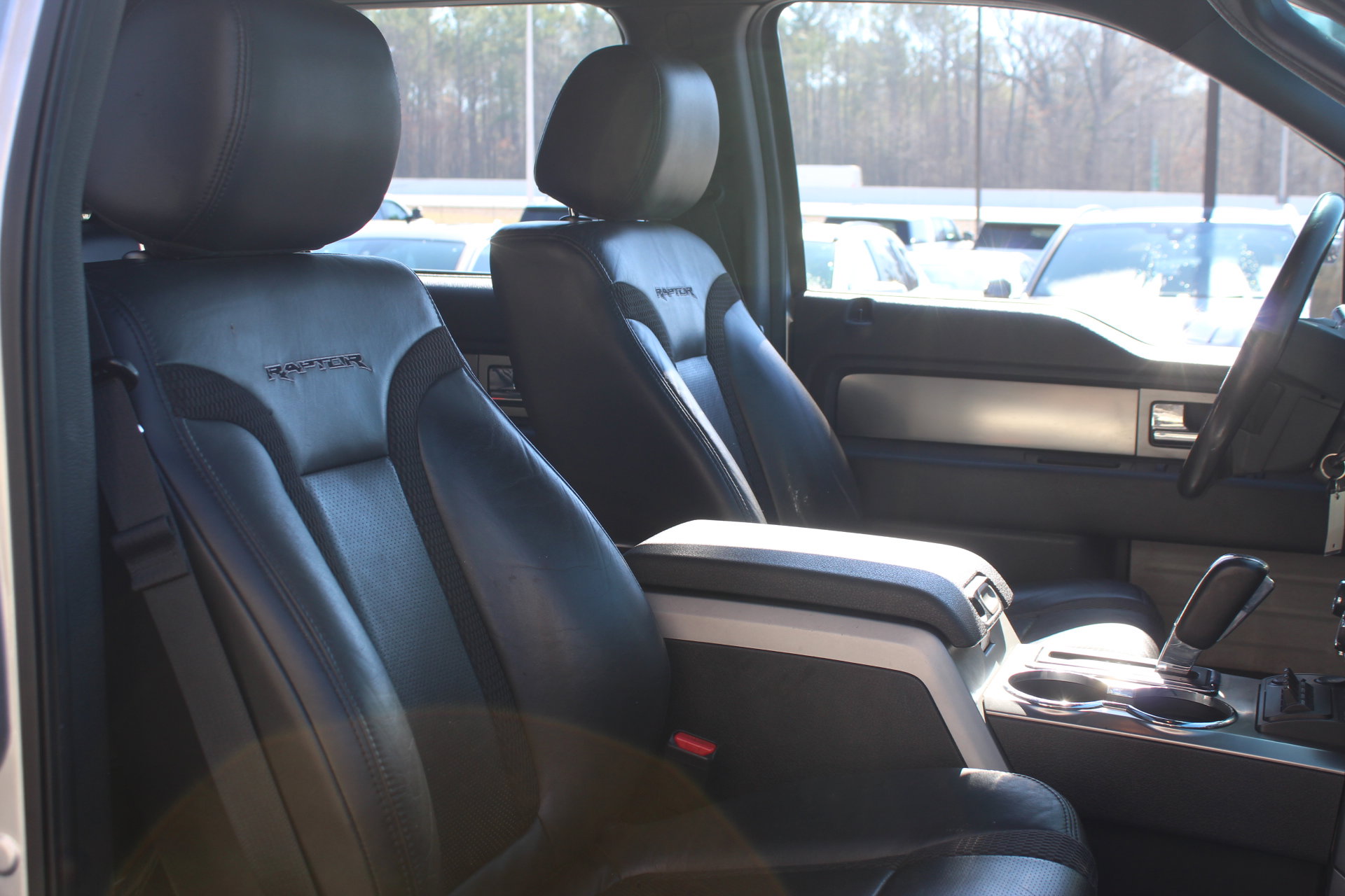 Used 2014 Ford F150 Raptor w/ Equipment Group 801A Luxury image 36