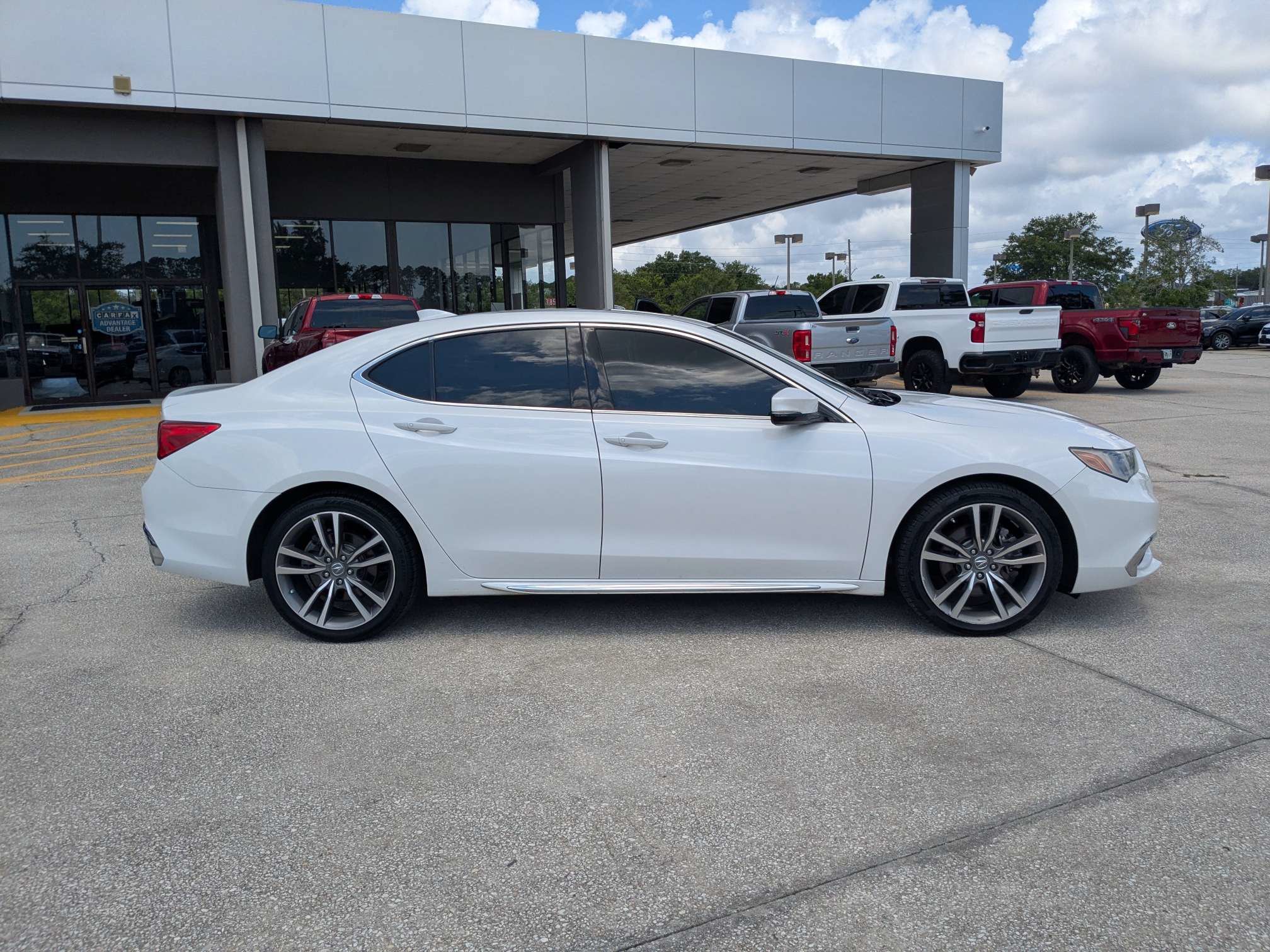 Used 2020 Acura TLX w/ Technology Package FWD image 3