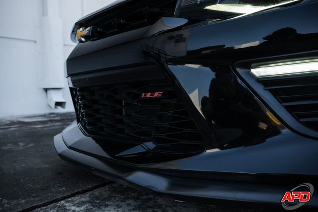Used 2018 Chevrolet Camaro SS image 27
