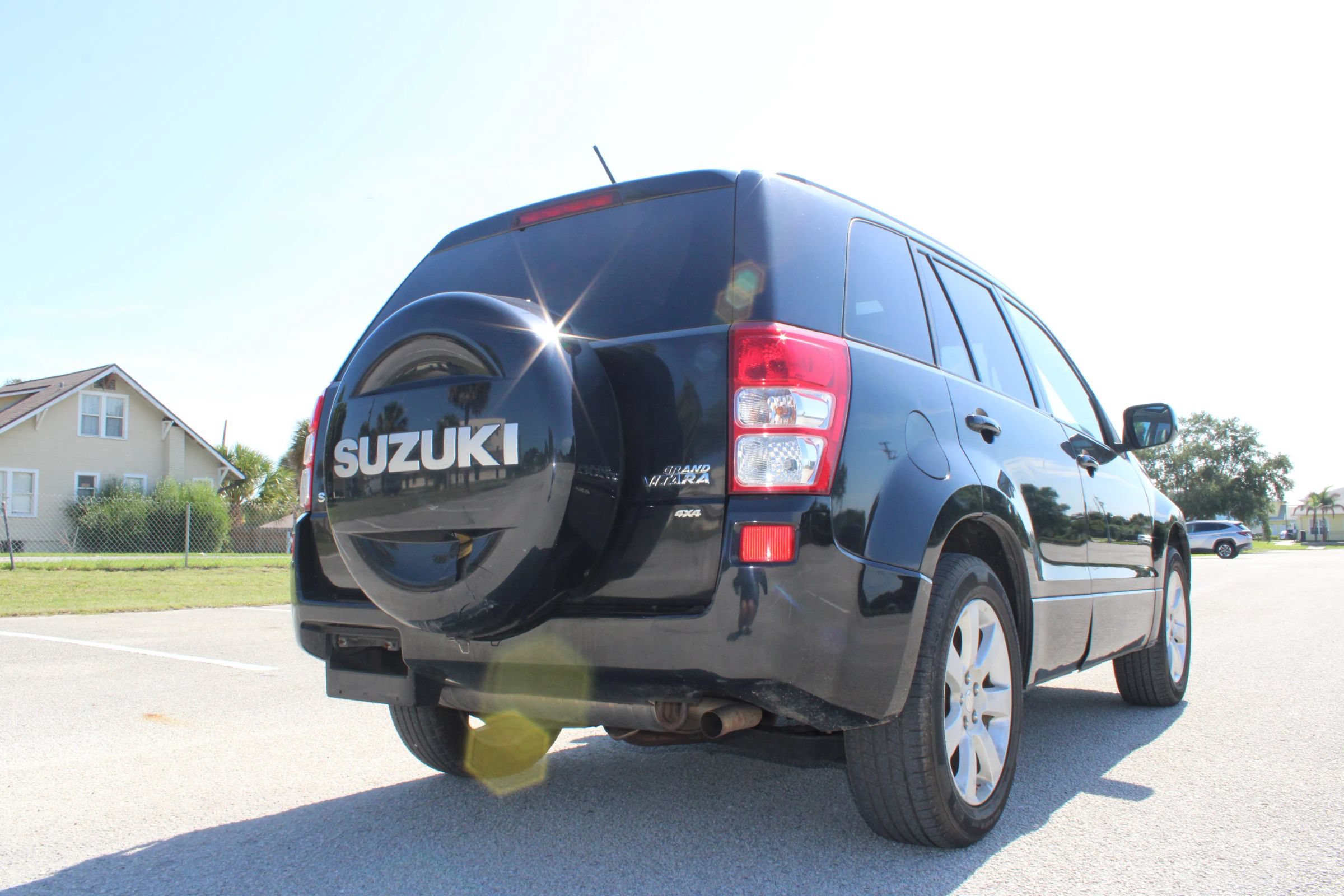 Used 2012 Suzuki Grand Vitara Limited AWD/4WD image 23