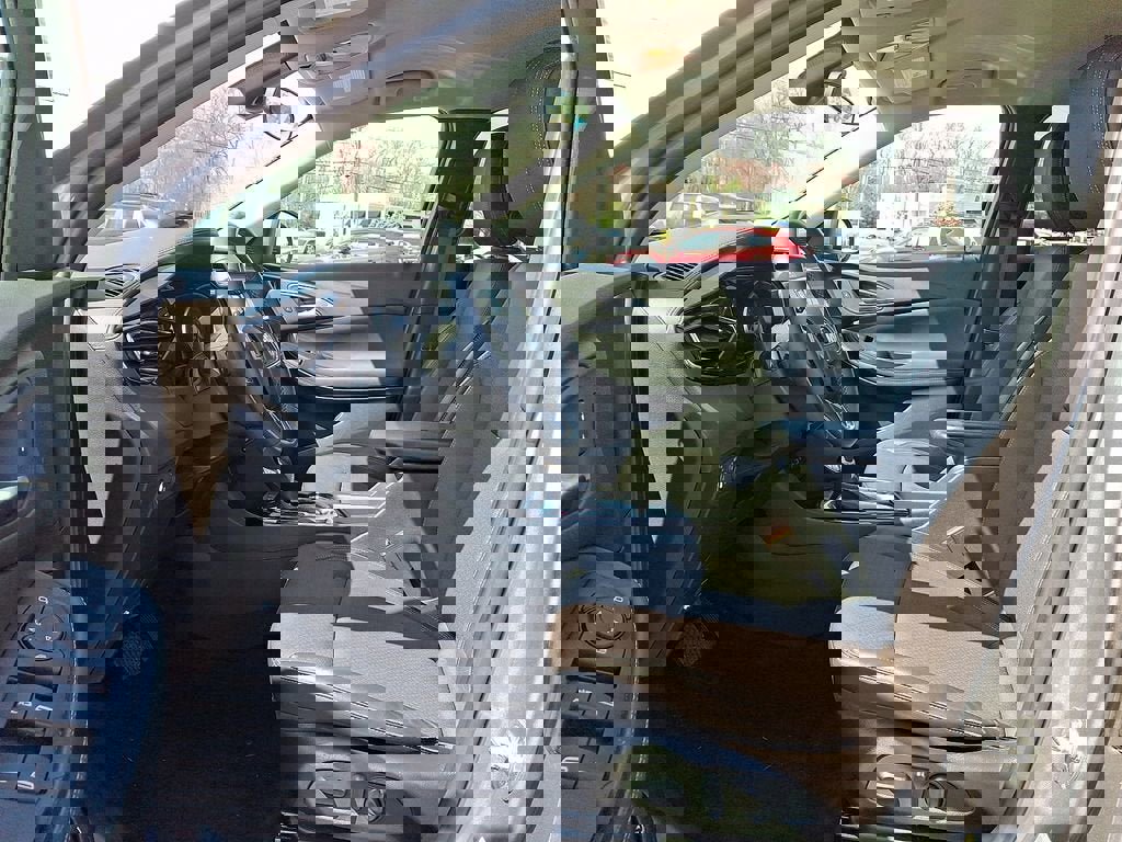 Certified 2023 Buick Encore GX Select w/ Sport Touring Package image 15