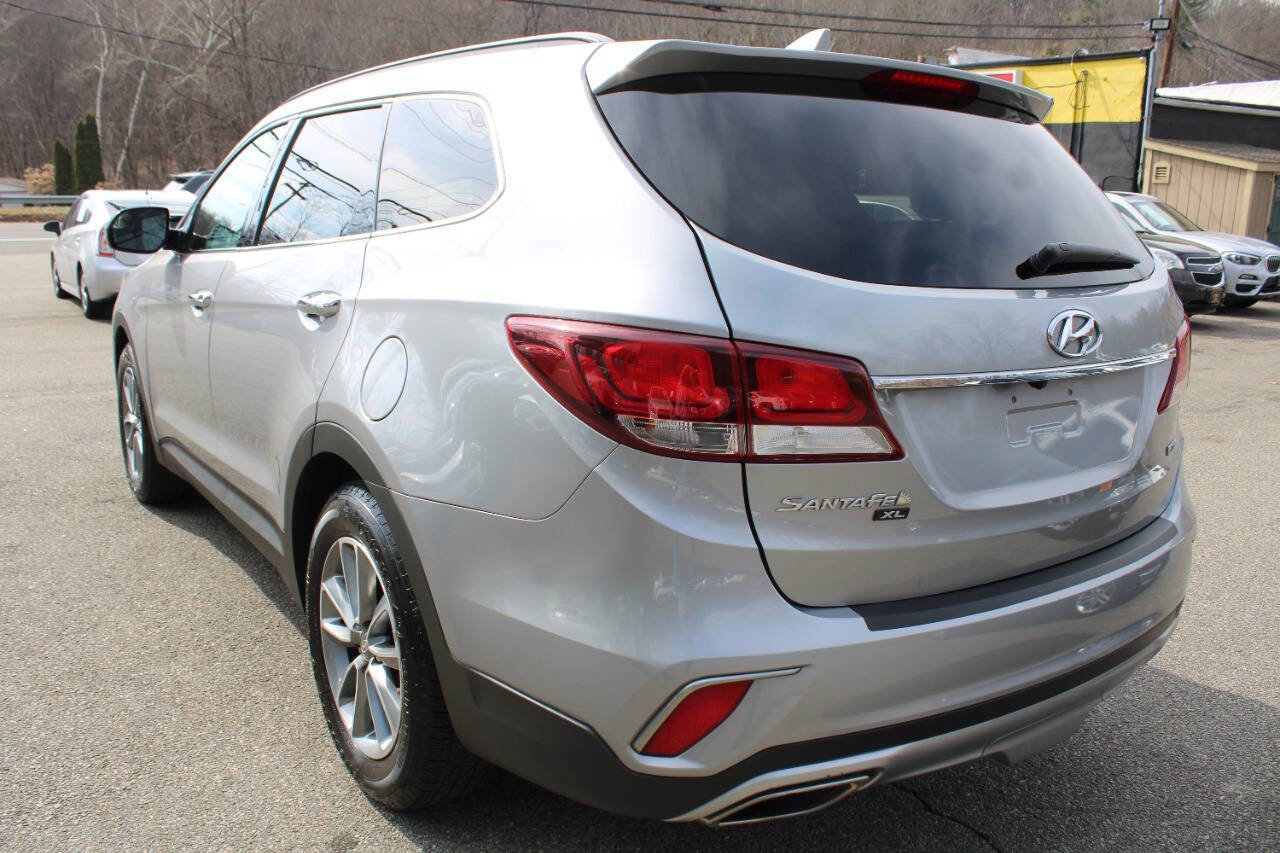 Used 2019 Hyundai Santa Fe XL SE AWD/4WD image 10
