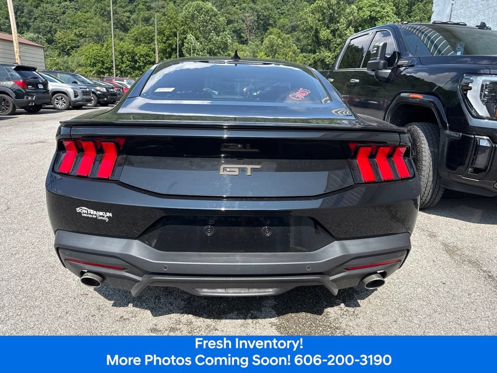 Used 2024 Ford Mustang GT Premium RWD image 7