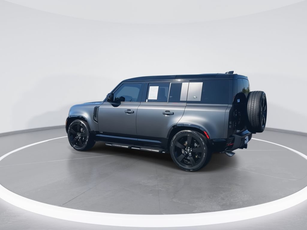 Used 2023 Land Rover Defender 110 AWD/4WD image 6