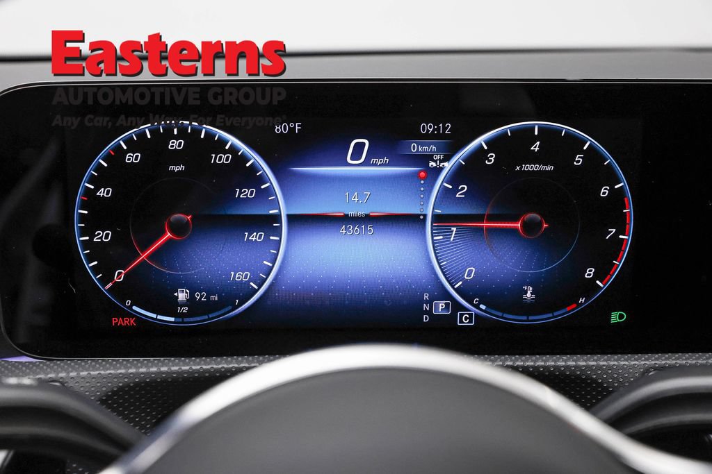Used 2023 Mercedes-Benz CLA 250 4MATIC w/ Premium Package image 17