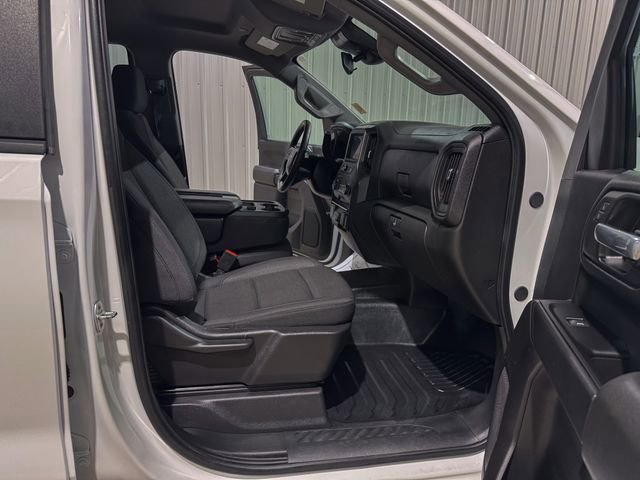Used 2025 Chevrolet Silverado 1500 W/T AWD/4WD image 24