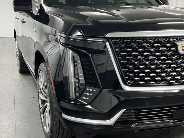 Used 2025 Cadillac Escalade Premium Luxury w/ Touring Package AWD/4WD image 10