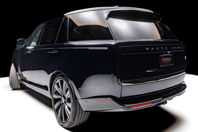 Used 2024 Land Rover Range Rover SV AWD/4WD image 24