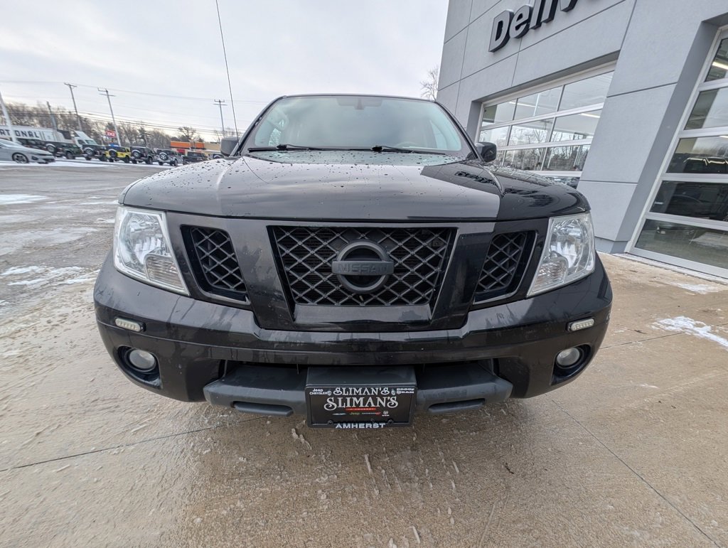 Used 2021 Nissan Frontier SV w/ Midnight Edition Floor Mats image 9
