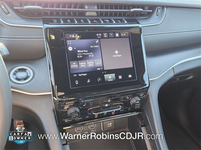 Used 2024 Jeep Grand Cherokee Altitude image 20