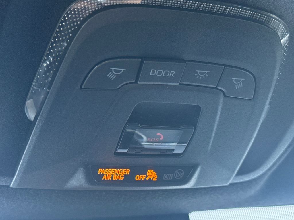 Used 2024 Toyota Corolla SE image 32