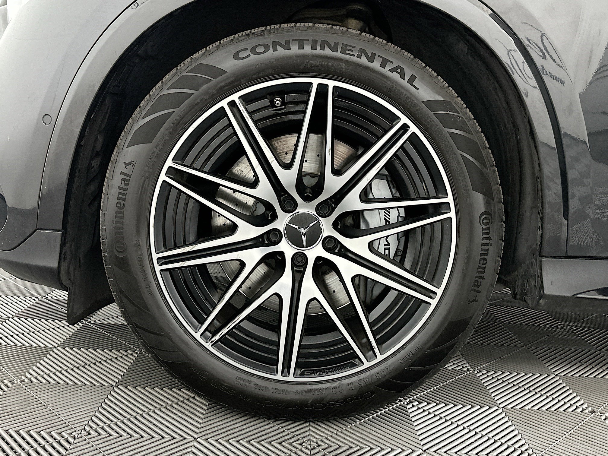 Used 2024 Mercedes-Benz GLC 43 AMG 4MATIC image 36
