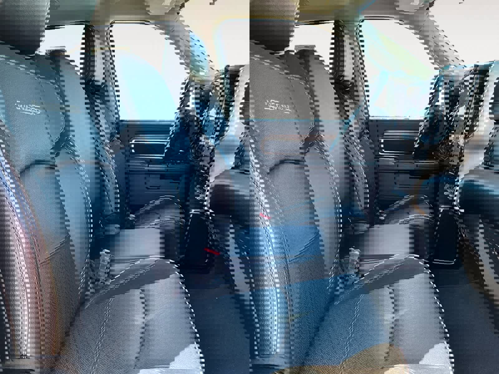 Used 2024 RAM 2500 Laramie image 16