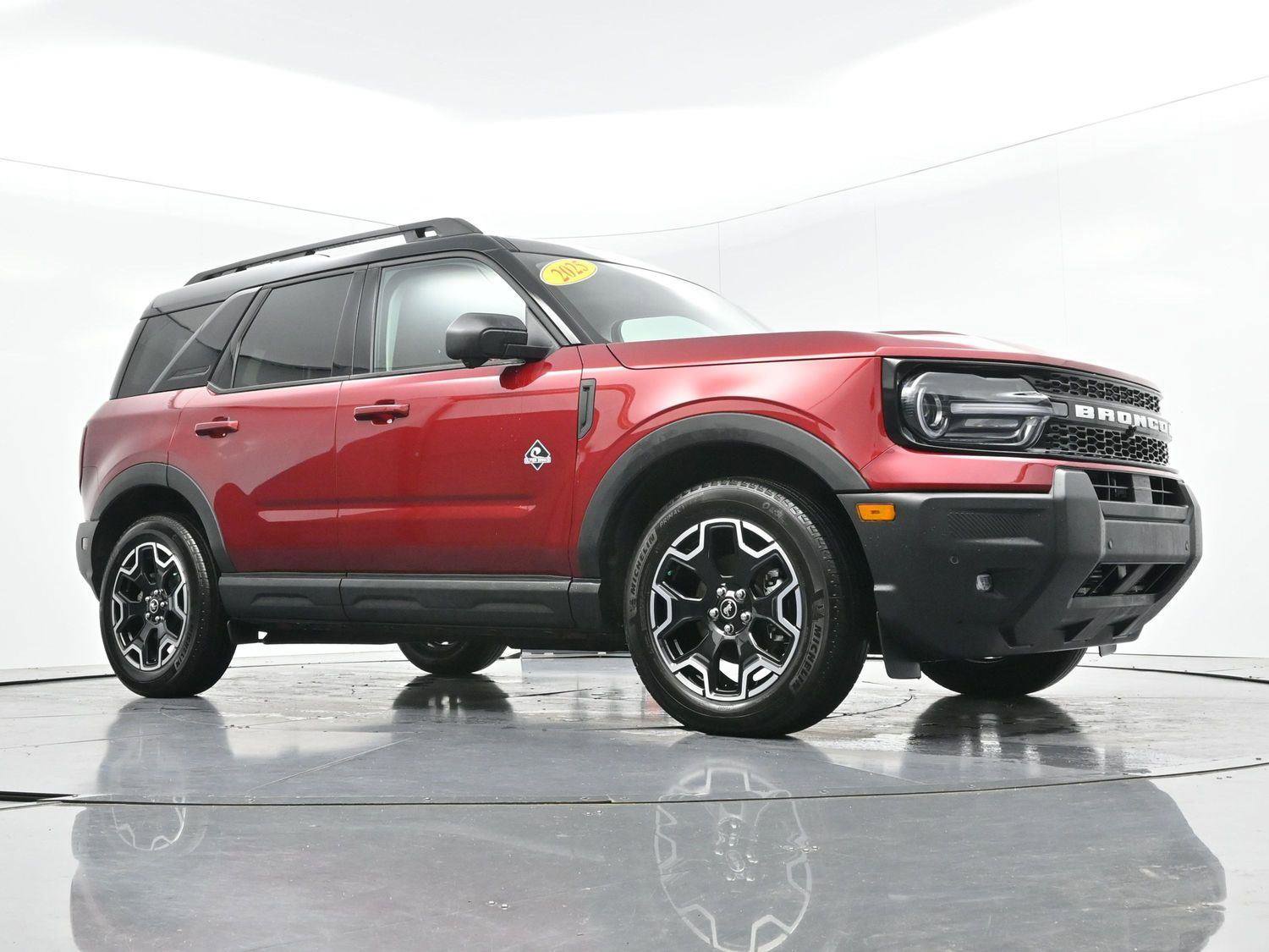 Used 2025 Ford Bronco Sport Outer Banks w/ Outer Banks Tech Package+ AWD/4WD image 46
