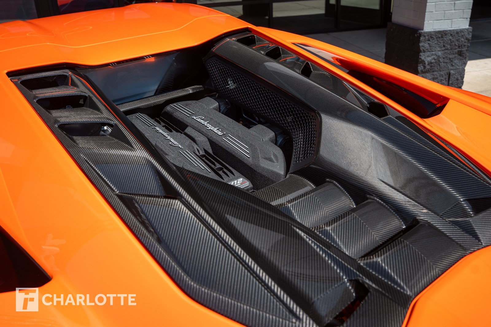 Used 2024 Lamborghini Revuelto AWD/4WD image 16