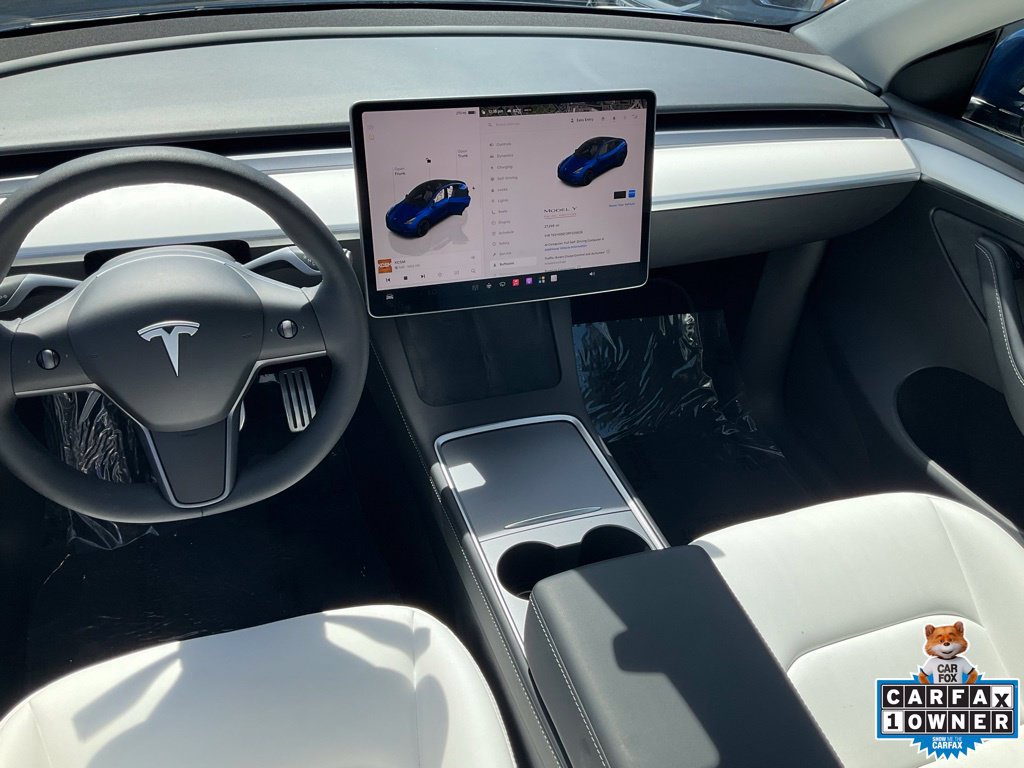 Used 2024 Tesla Model Y Performance AWD/4WD image 41