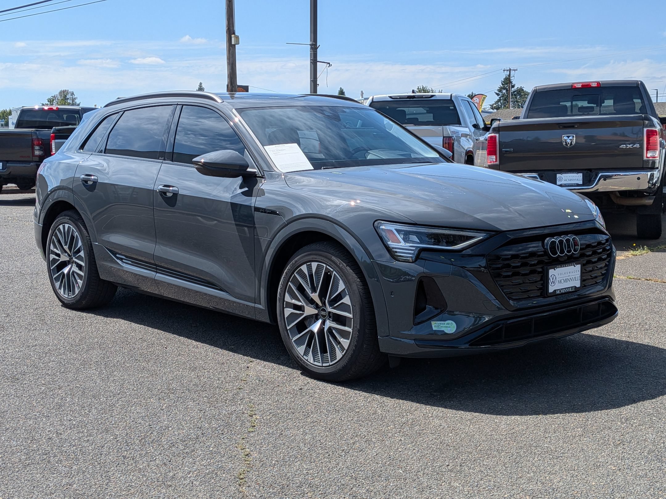 Used 2024 Audi Q8 e-tron Premium Plus w/ Prestige Package AWD/4WD image 7