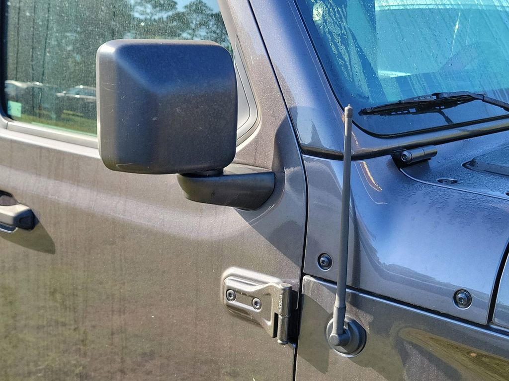 Used 2021 Jeep Wrangler Unlimited Sahara image 12