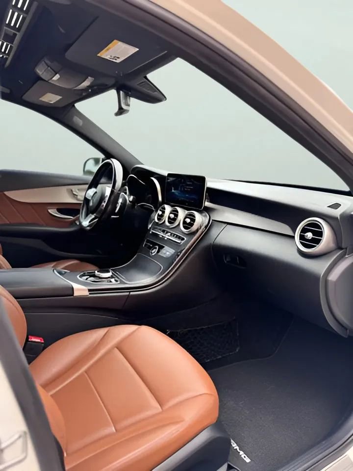 Used 2019 Mercedes-Benz C 300 Sedan image 23