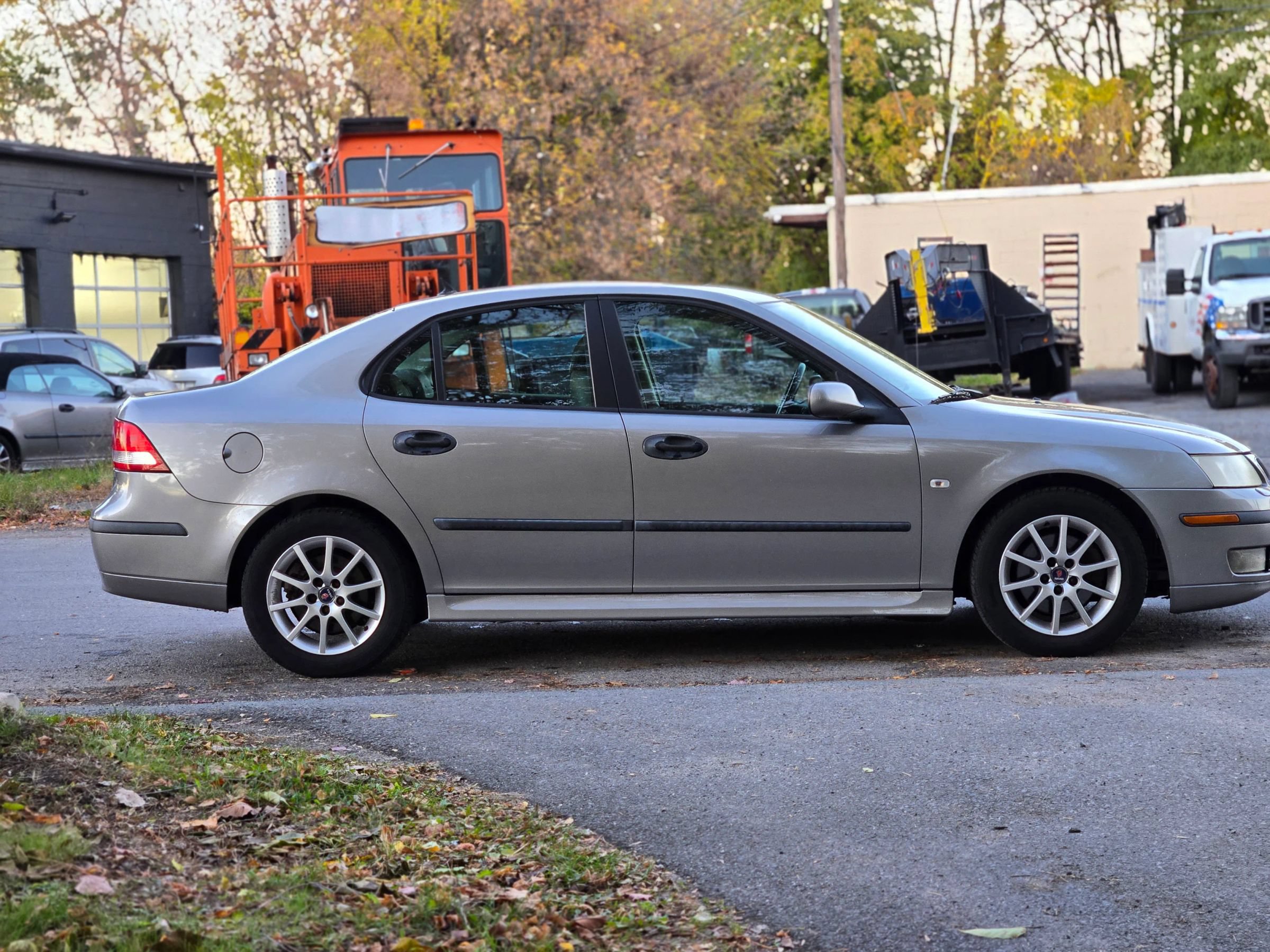 Used 2003 Saab 9-3 Arc FWD image 5