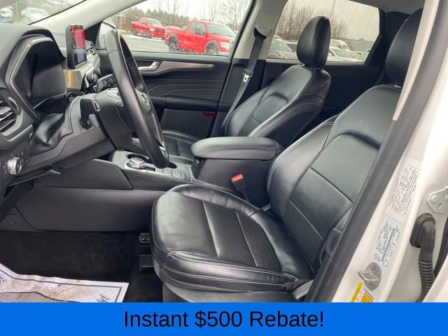 Used 2022 Ford Escape Titanium image 16