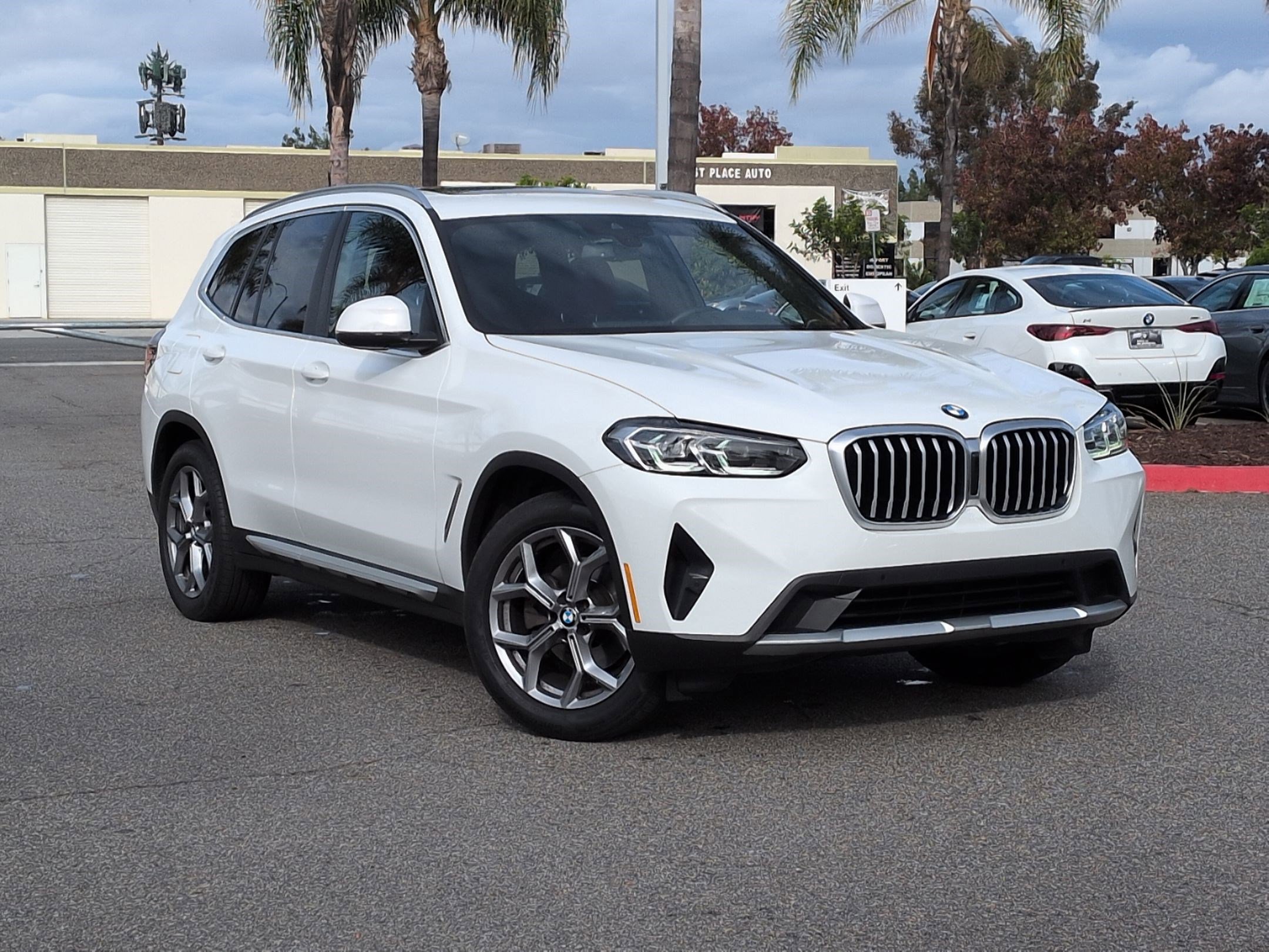 Certified 2024 BMW X3 sDrive30i w/ Convenience Package image 2