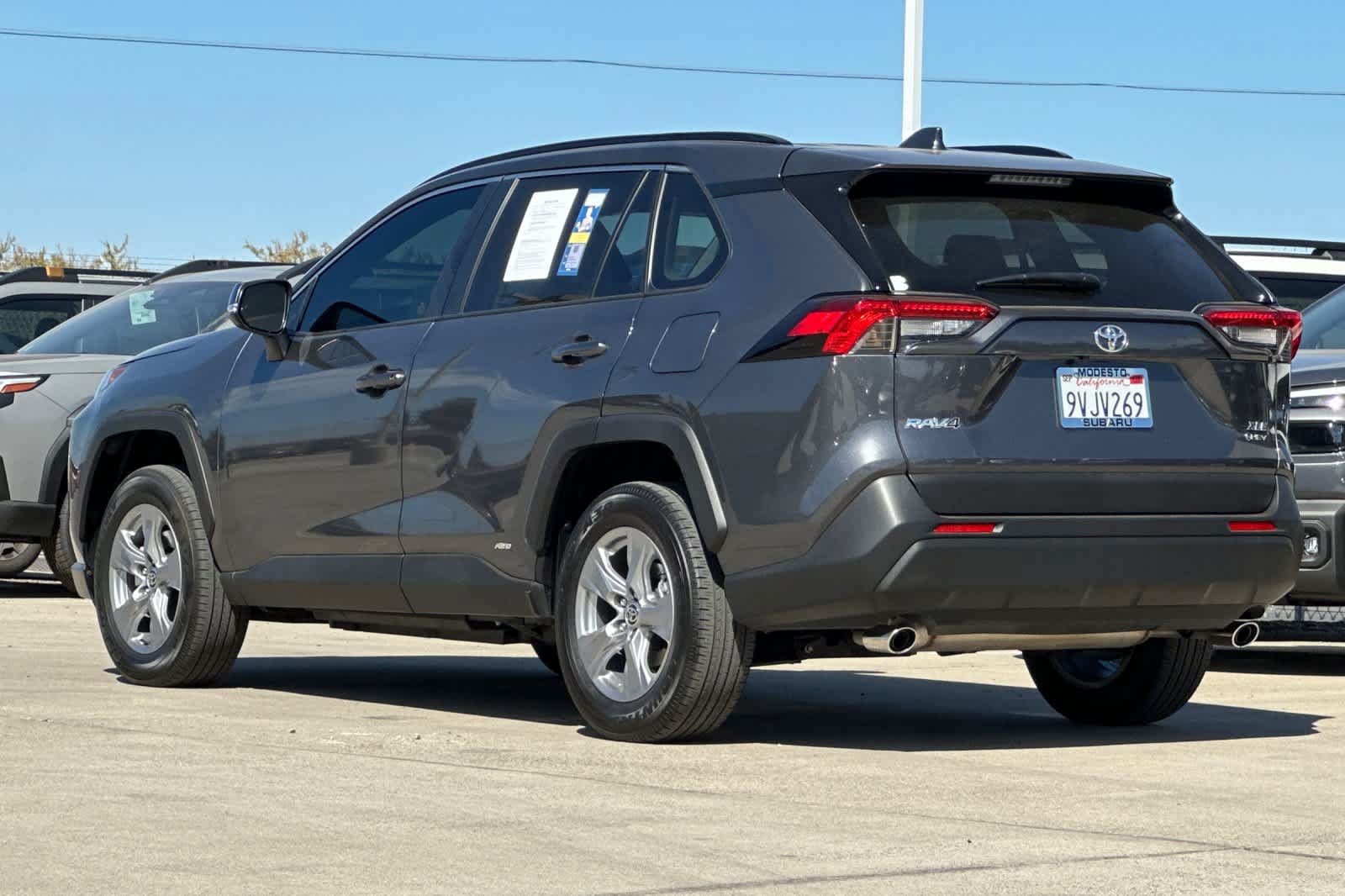 Used 2025 Toyota RAV4 XLE w/ Convenience Package AWD/4WD image 5