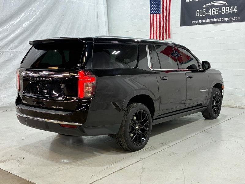 Used 2023 Chevrolet Suburban Premier RWD image 5
