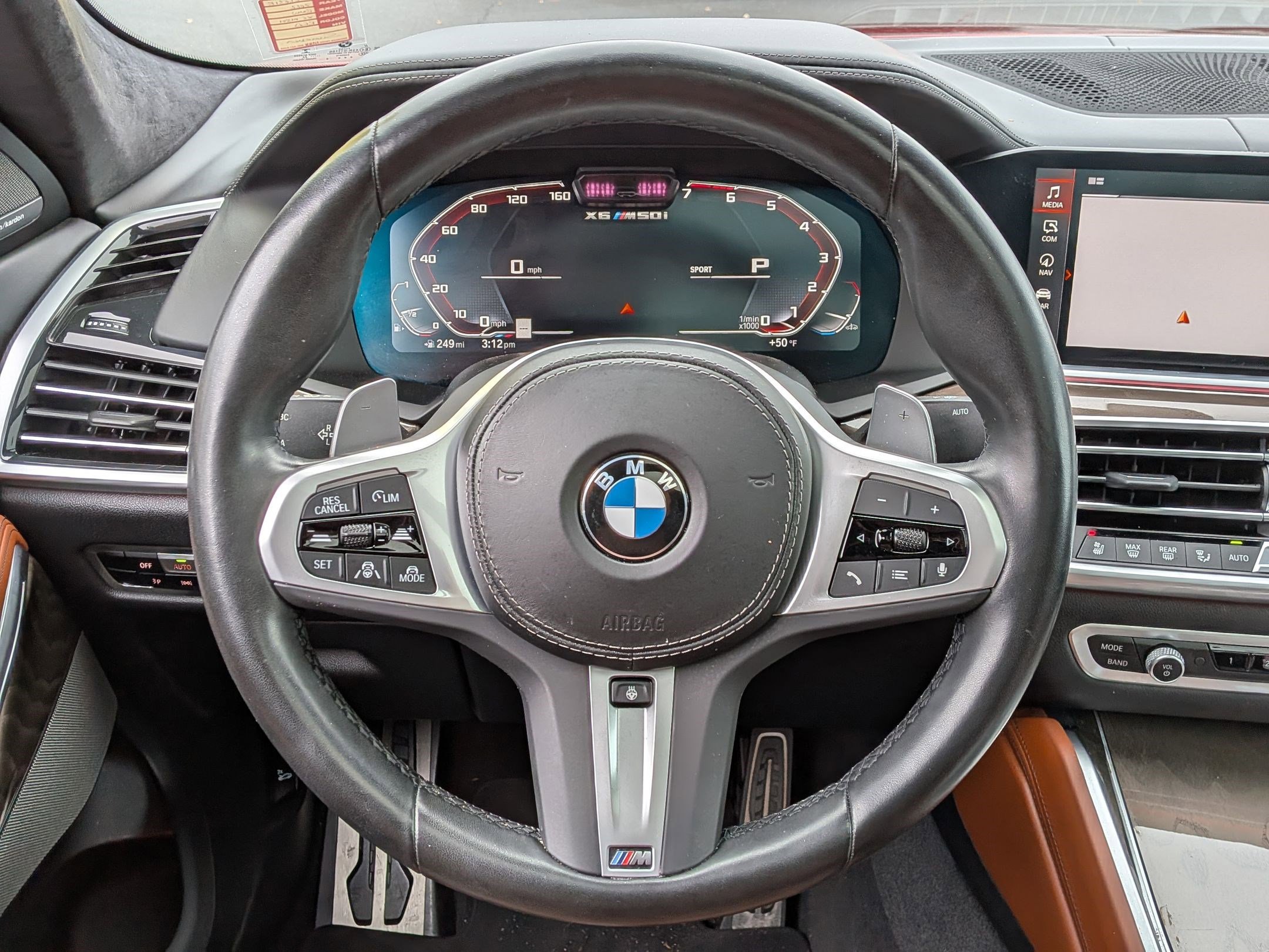 Used 2022 BMW X6 M50i w/ Executive Package image 13
